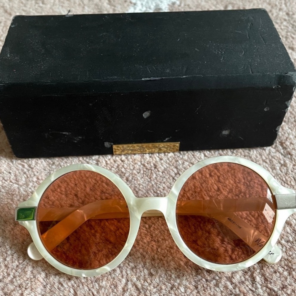 60s inspired sunglasses